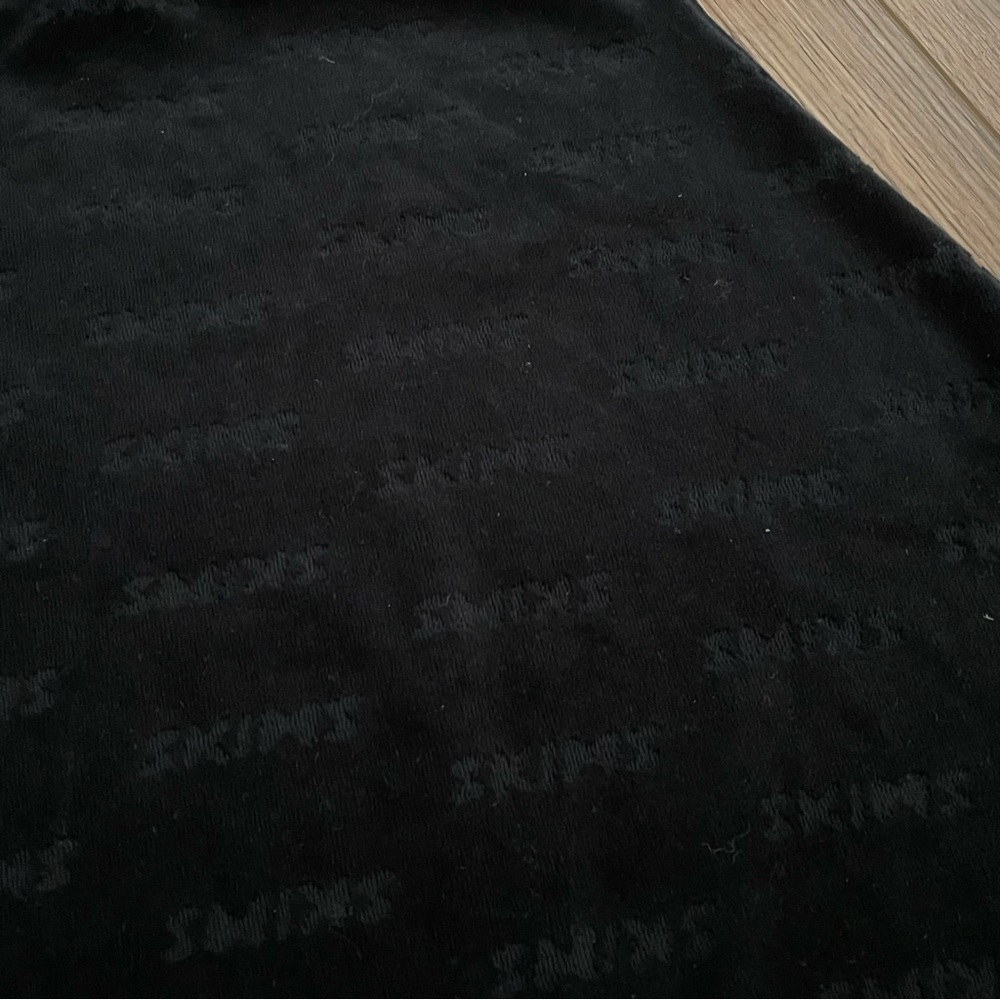 SKIMS Logo Velour Slip Dress Black - Picture 6 of 12